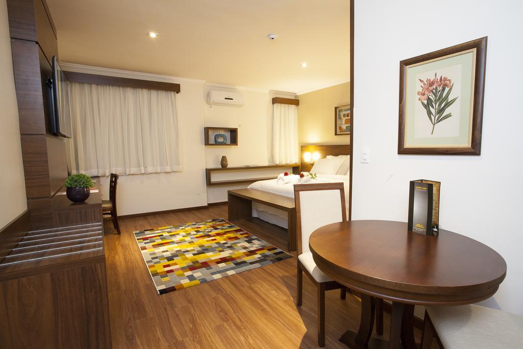 Sao Carlos Marklin Suites Luaran gambar
